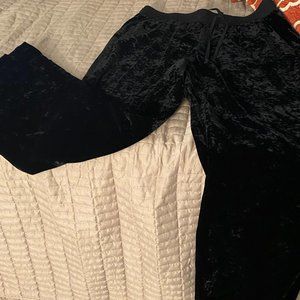 CABI Black Crushed Velvet Tuxedo Hostess Jumpsuit Pants M